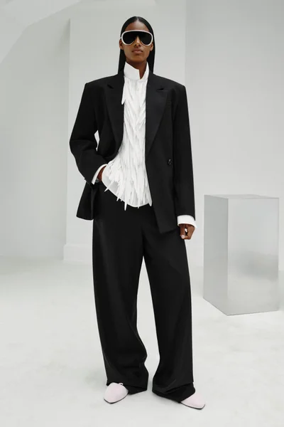 Look 11